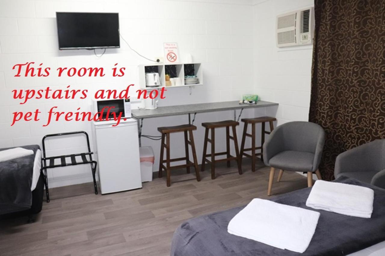 Spanish Lace Motor Inn Townsville Extérieur photo