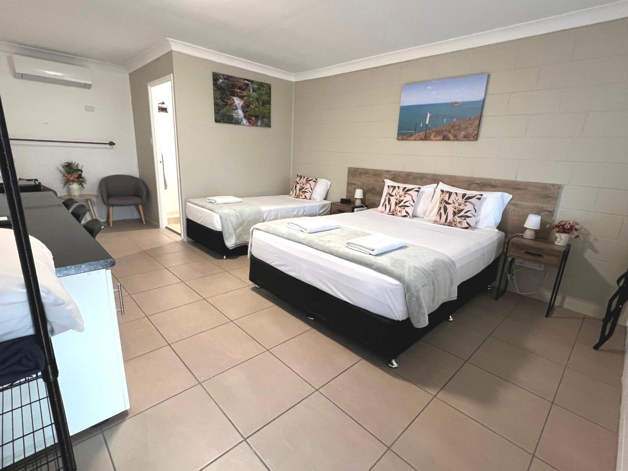 Spanish Lace Motor Inn Townsville Extérieur photo