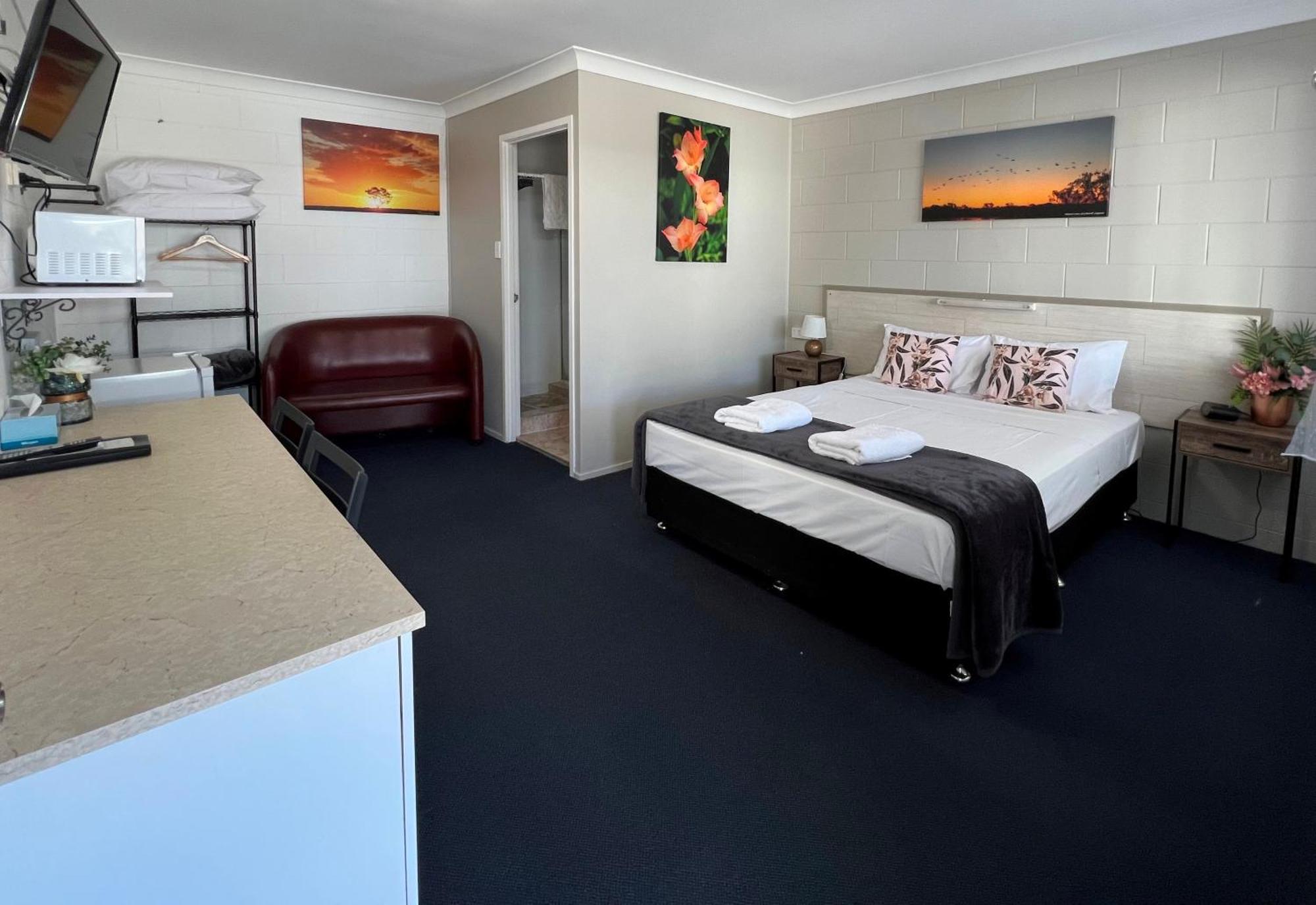 Spanish Lace Motor Inn Townsville Extérieur photo