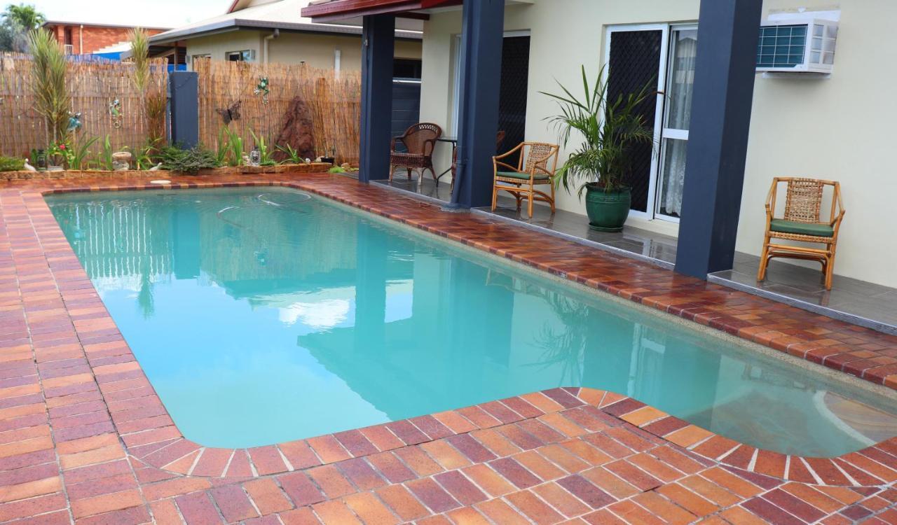 Spanish Lace Motor Inn Townsville Extérieur photo